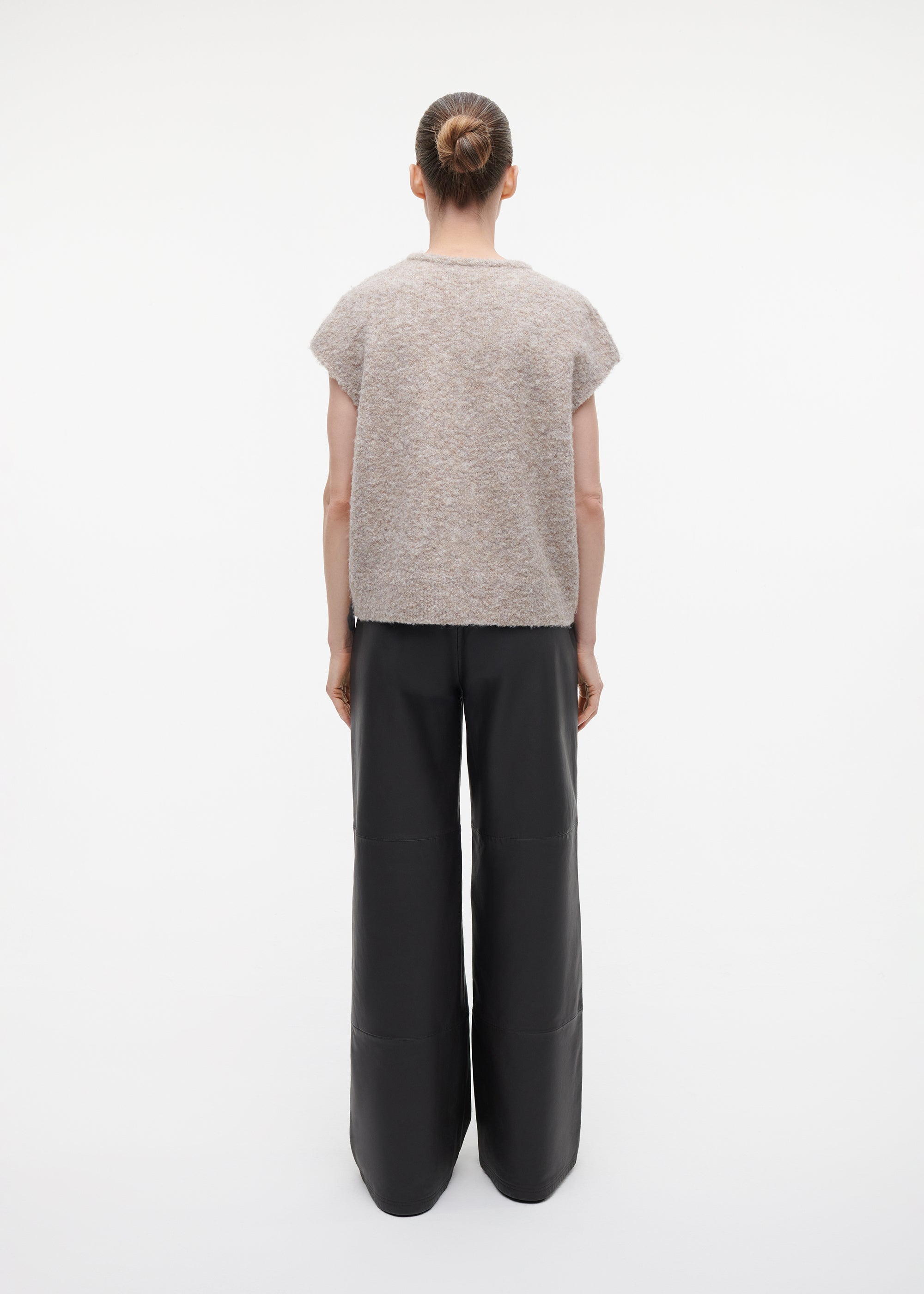 IDONY Knitted Bouclé Gilet
