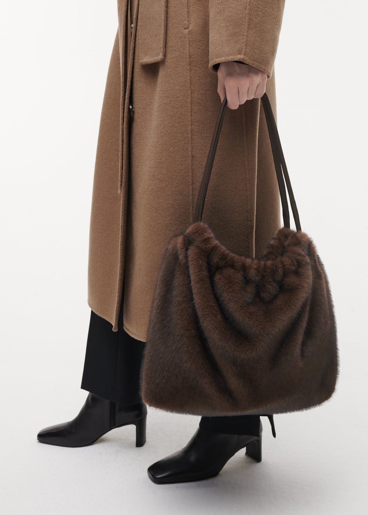 ALEXI Faux Fur Bag | Choco