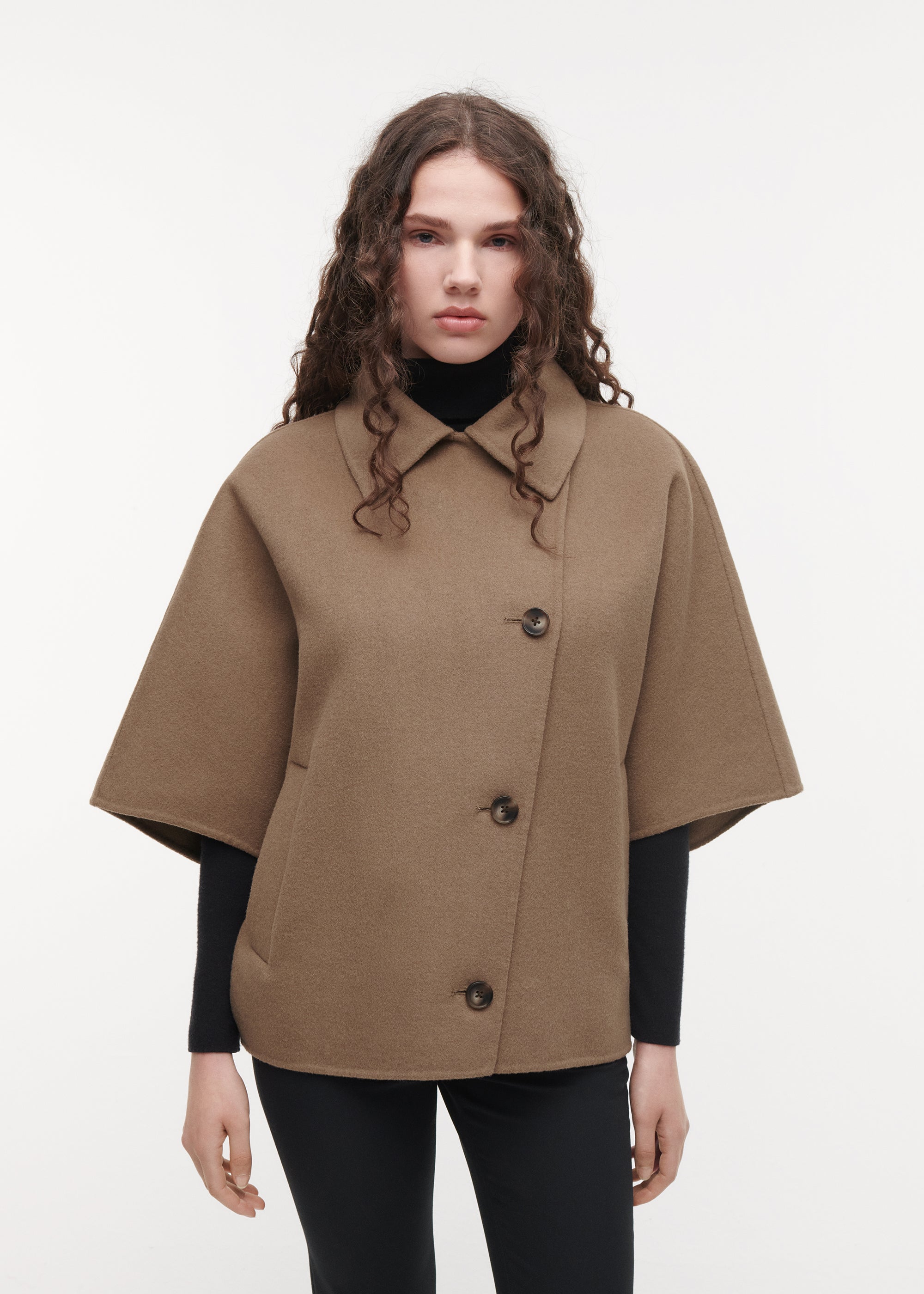 AVY Wool Cape | Dark Olive