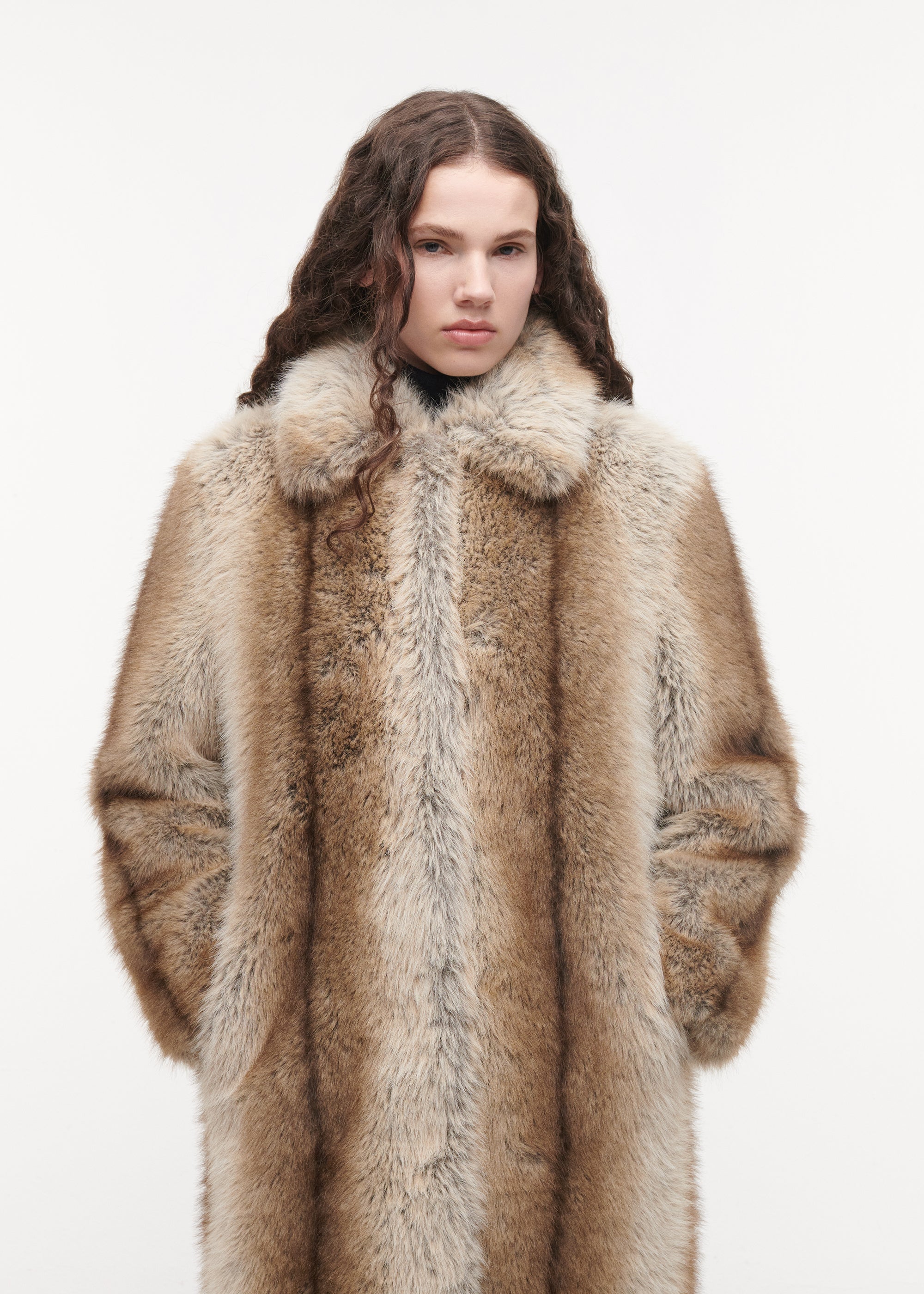 SCARLET Long Faux Fox Coat | LIGHT FOX