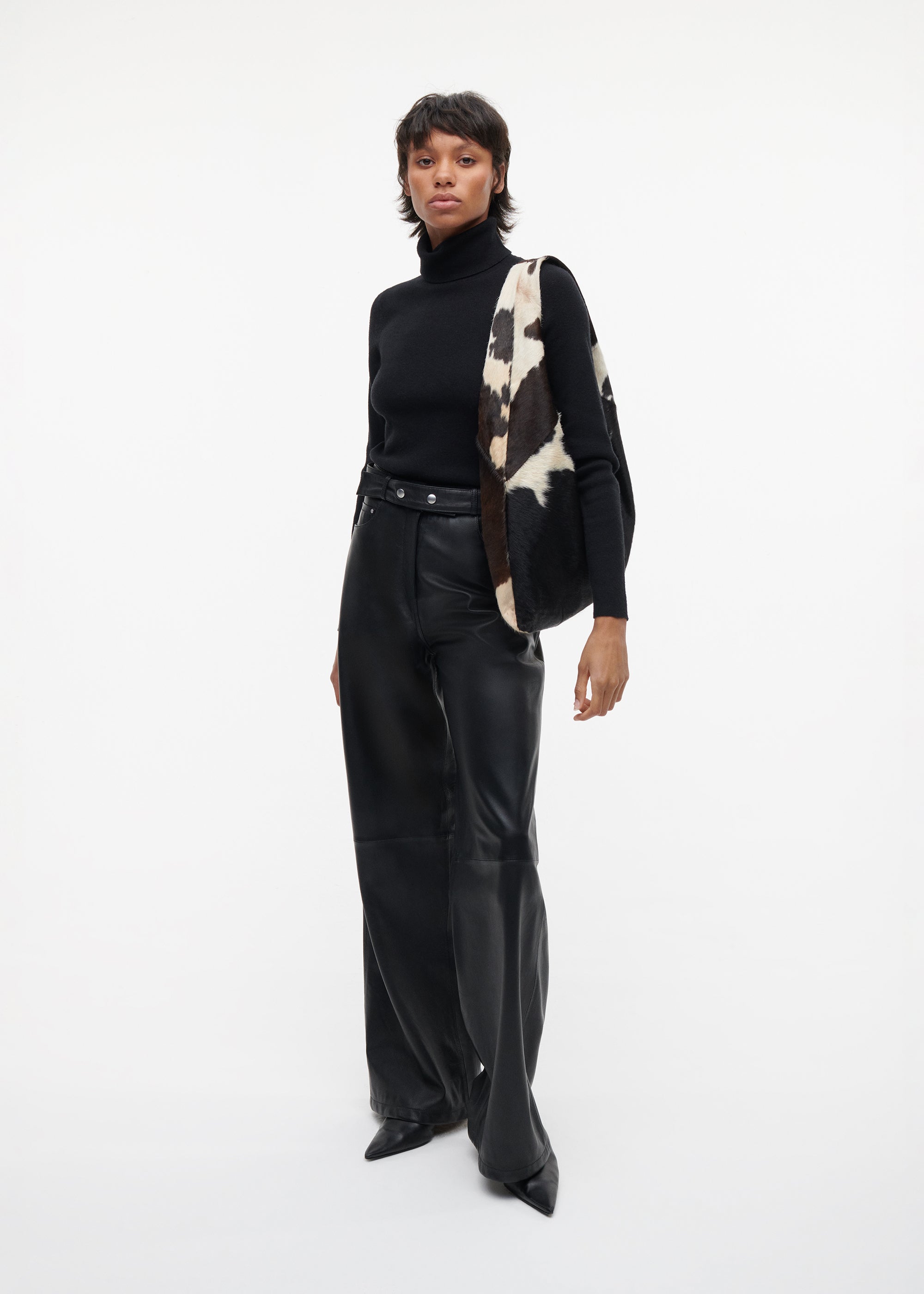CODRIA Shoulder Bag