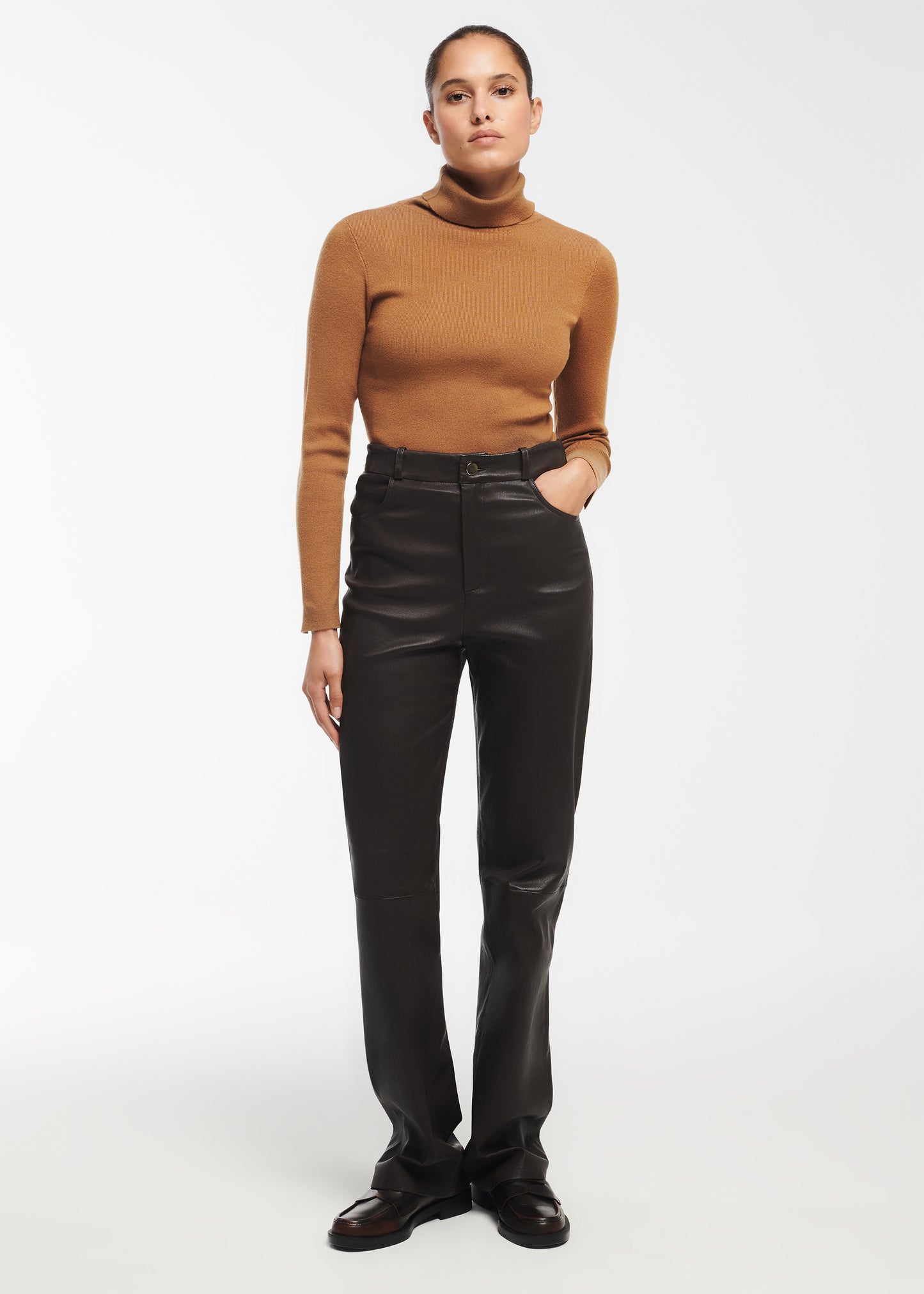 HYACINTH Turtleneck Knit