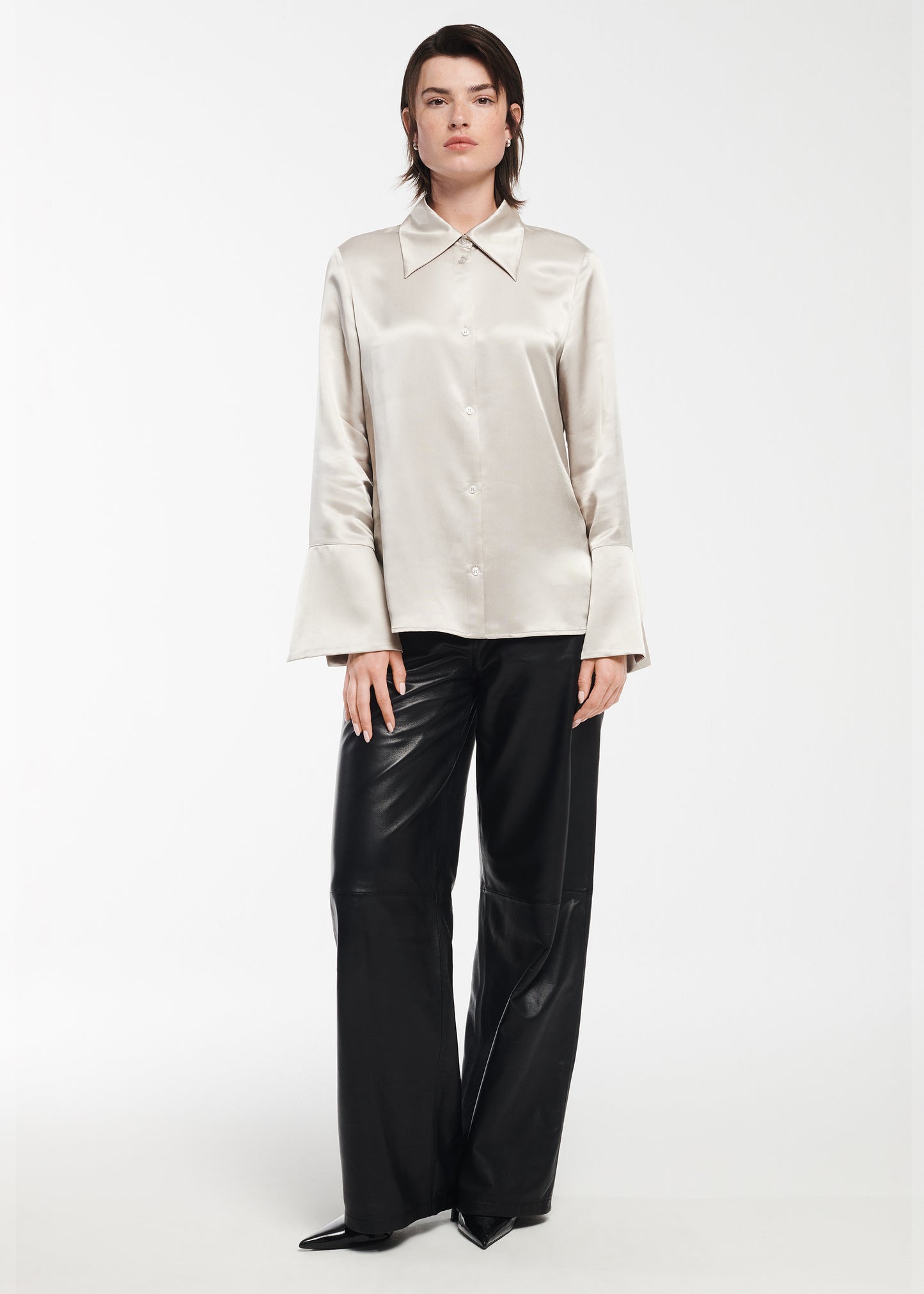 SVEA Satin Blouse