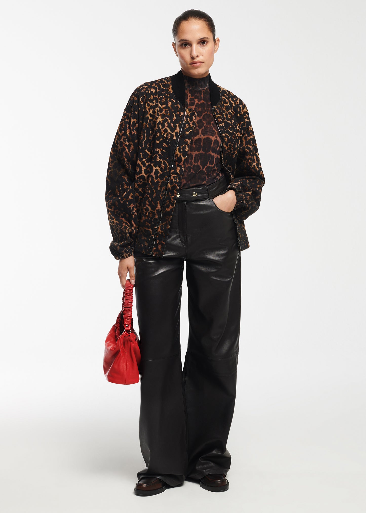 JUNO Leopard Bomber