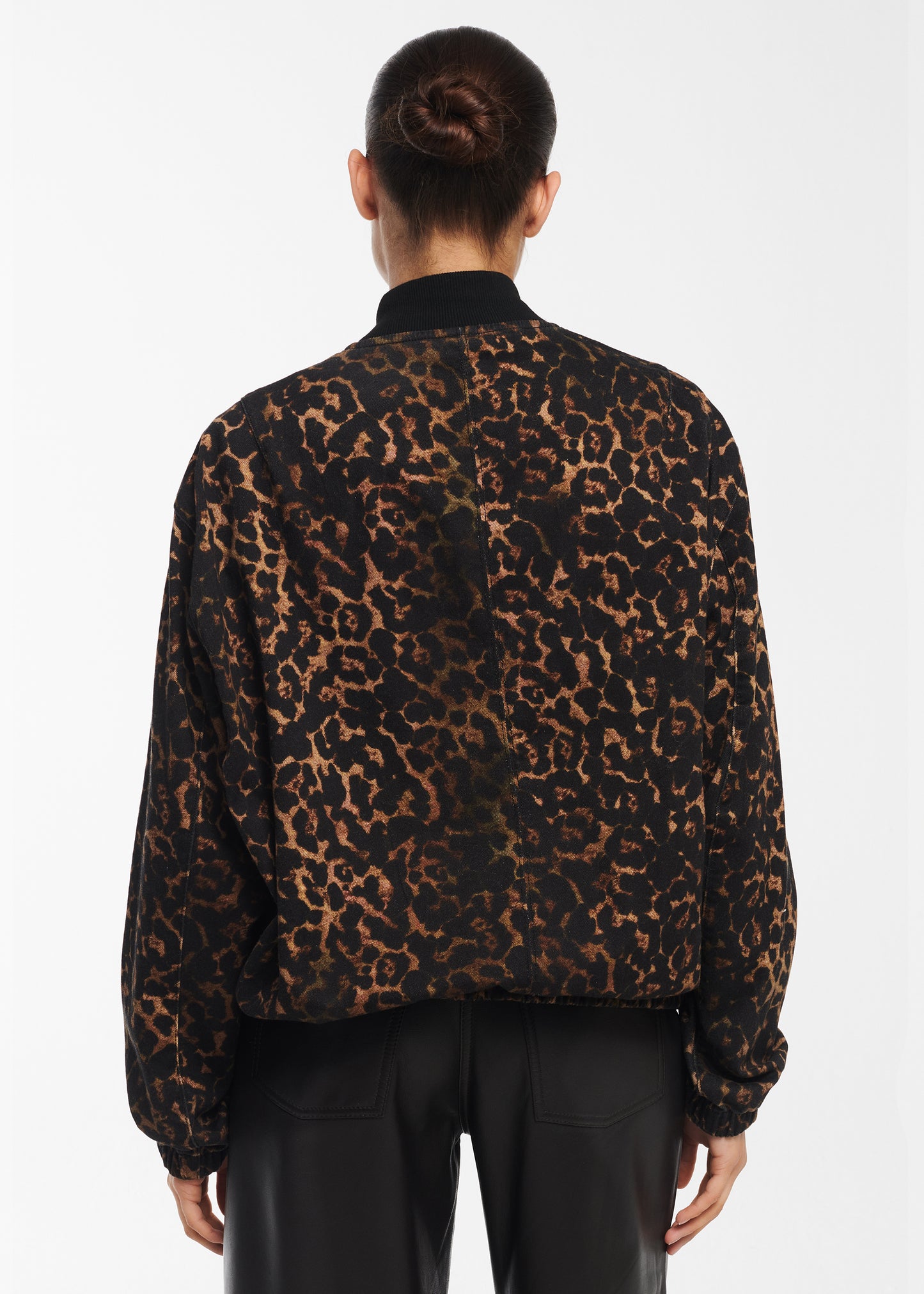 JUNO Leopard Bomber