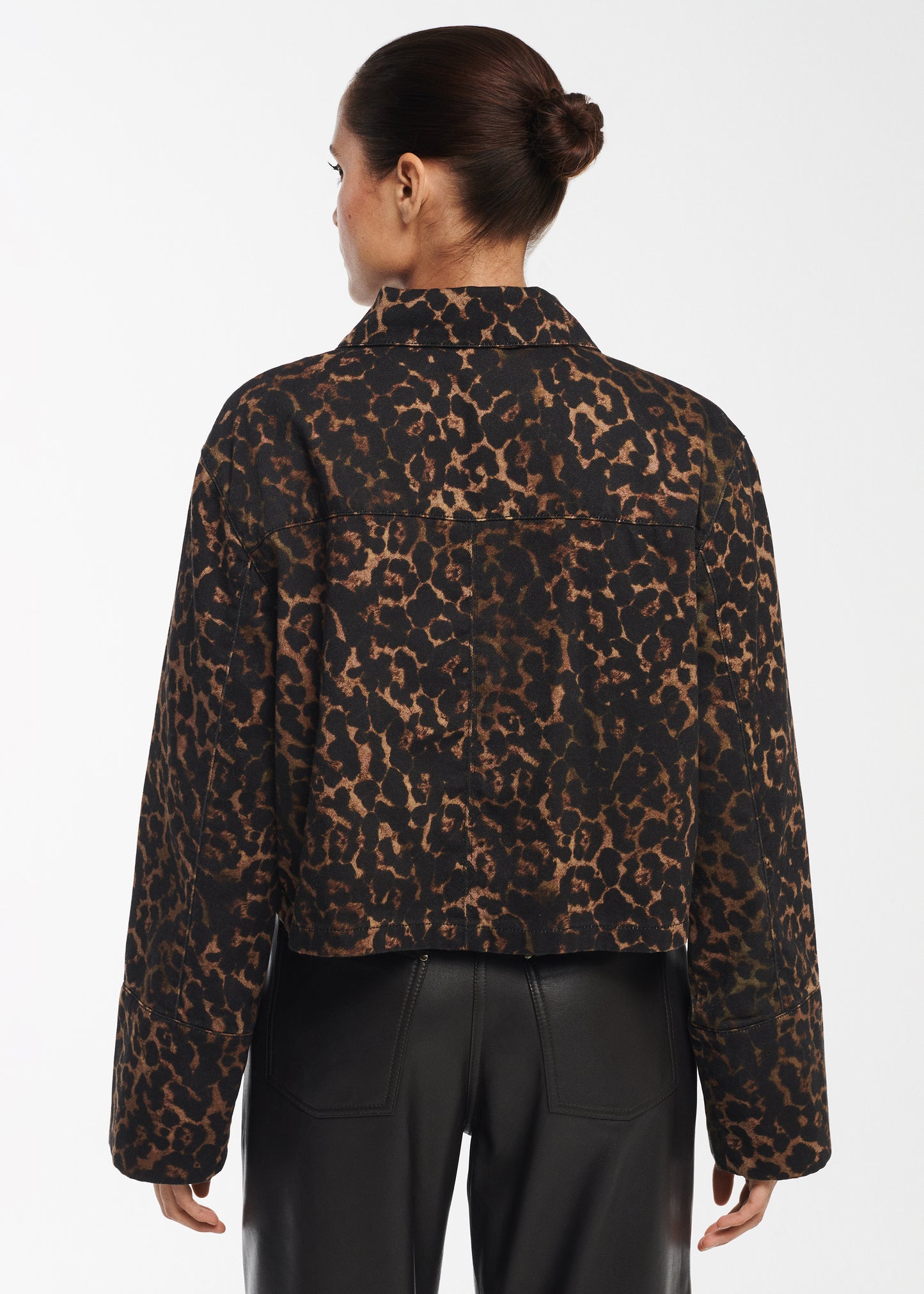 DARIA Leopard Jacket