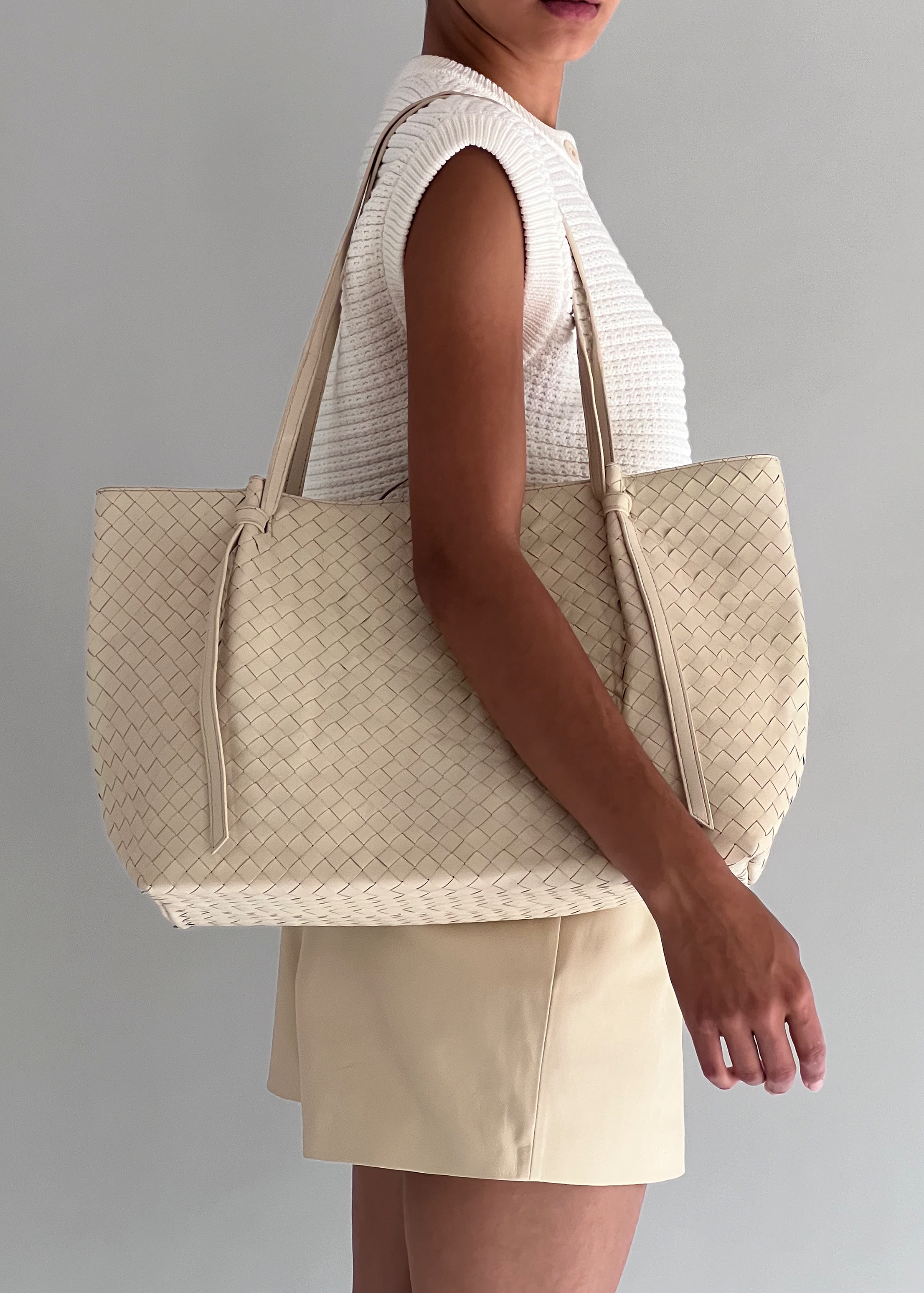LEANDRA Woven Leather Bag